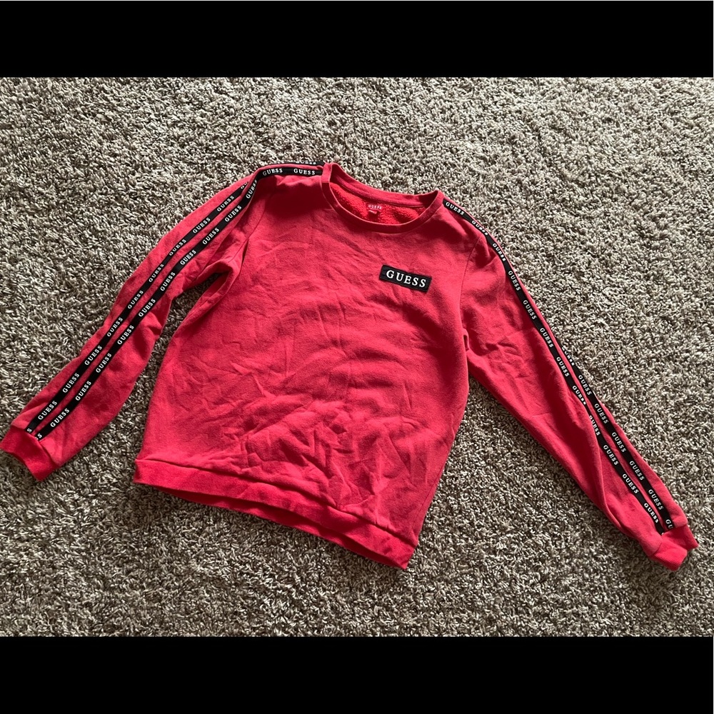 GUESS CREWNECK M